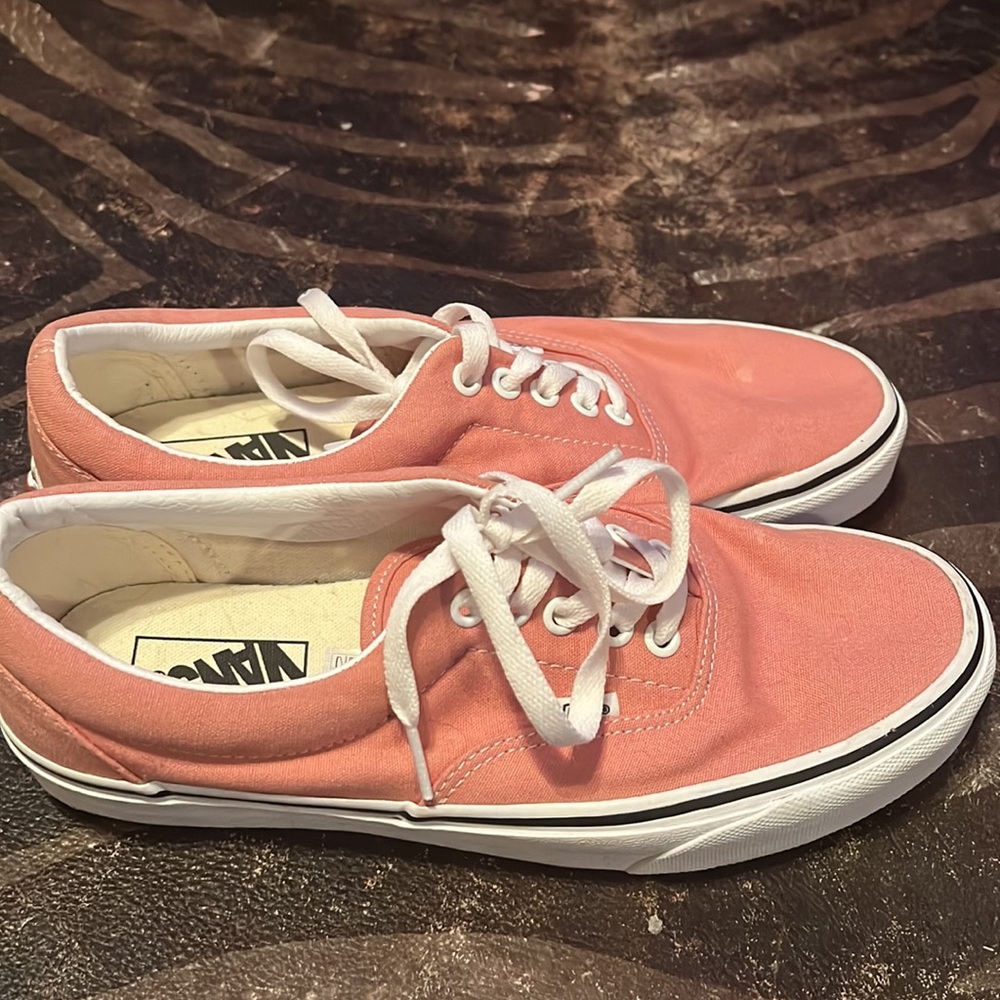 Vans - Picture 9 of 9